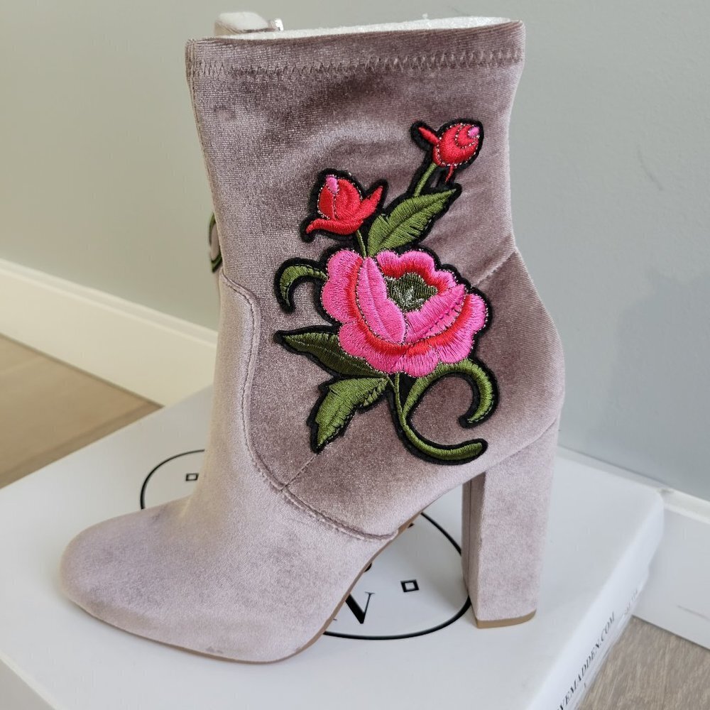 Steve Madden Edition Embroidered Grey Velvet Boot - Picture 2 of 8